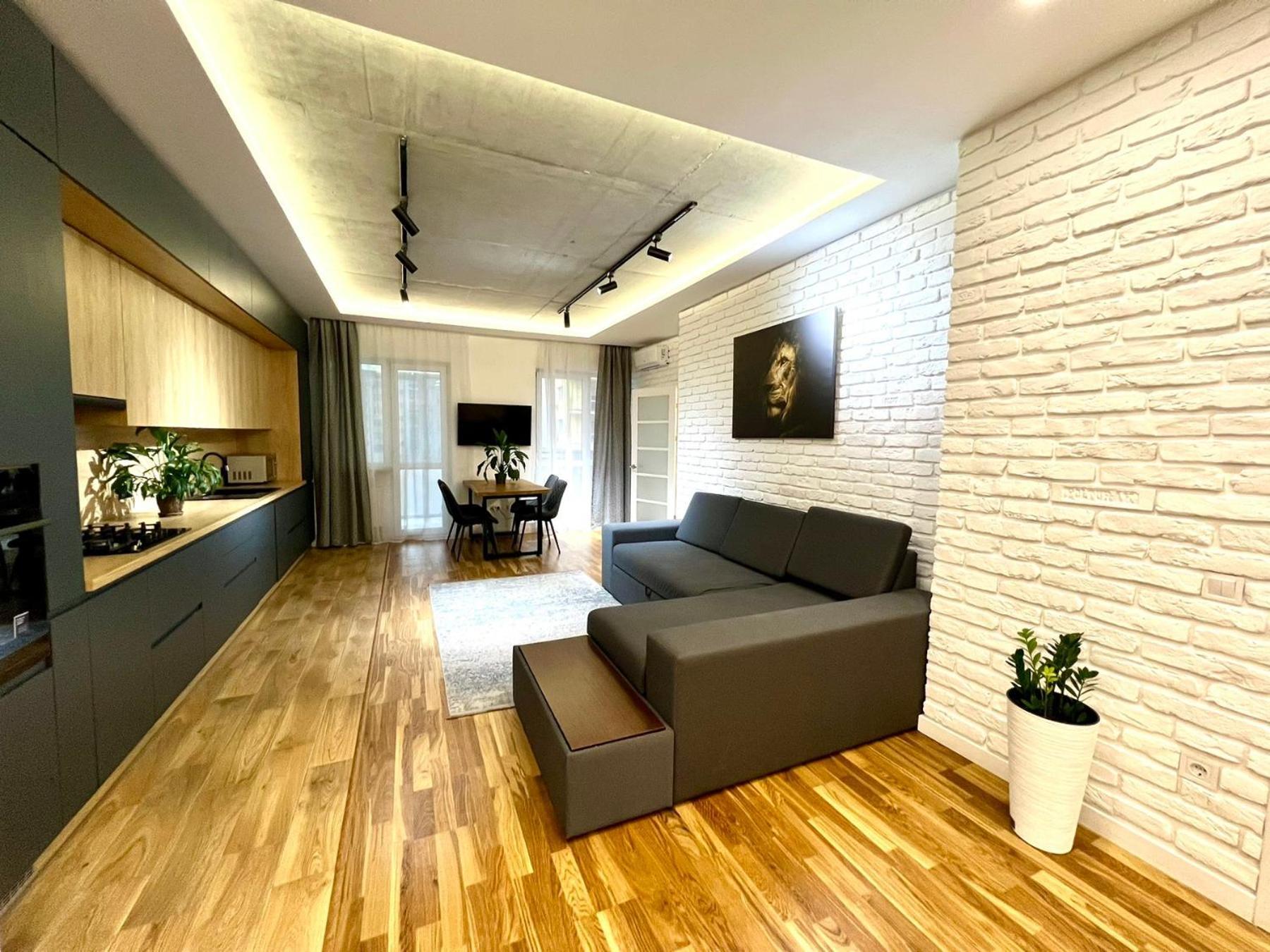 Osapart Ideal Apartment In The Complex Great Britain Лвив Екстериор снимка